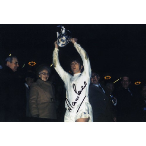 Martin Peters 8x12 Signed Spurs League Cup Photo!